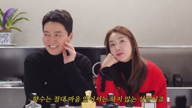 [종합] "많이 좋아했나 봐?"…소이현 20살 때부터 마음 있었던 ♥인교진, 첫 선물이 향수