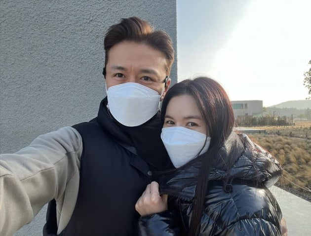 진태현, 누가 뭐라 해도 ♥박시은 손 잡고 직진 "내 아내보다 먼저는 없다"