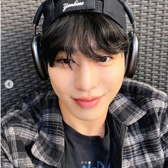 (사진=안효섭 SNS)