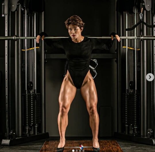 김혜선, 이 정도면 운동 선수 아닌가요?…美친 말벅지 자랑