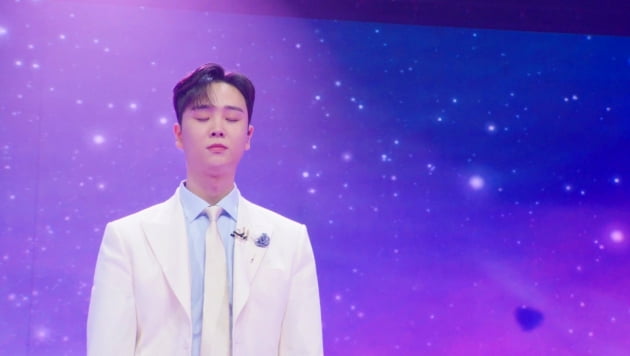 '현역부 막내' 송민준 vs '우승부 리더' 안성준, '눈물 속출' 1대 1 데스매치('미스터트롯2')