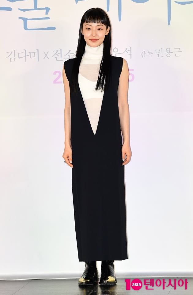 [TEN 포토] 전소니 '우아한 시스루'