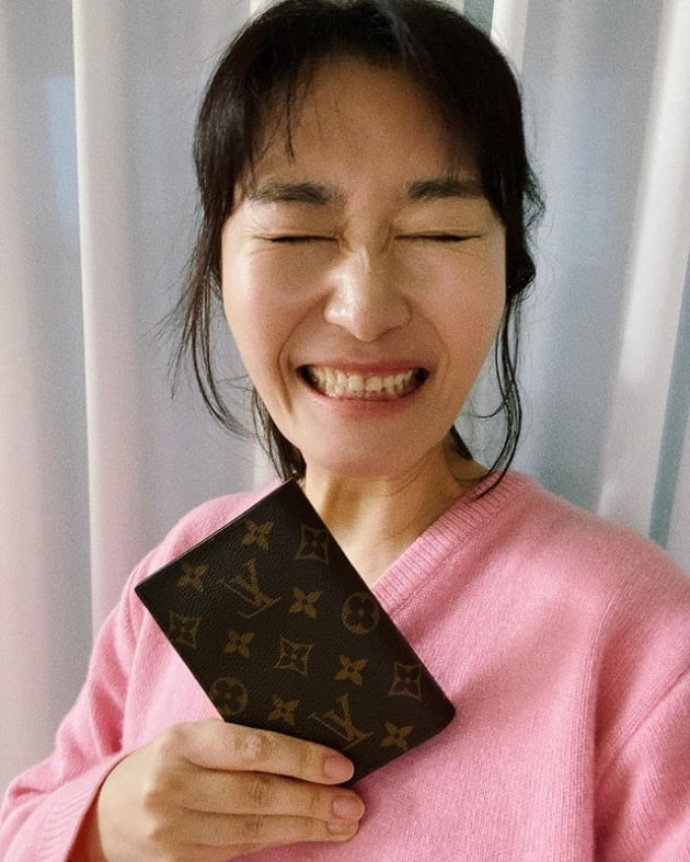 '정성윤♥' 김미려, 명품 L사 맛 알았다 "내가 키우지도 않았는데, 효도 받아"