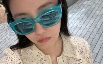 효민, 하와이 호놀룰루서 근황…시스루 패션으로 한 컷
