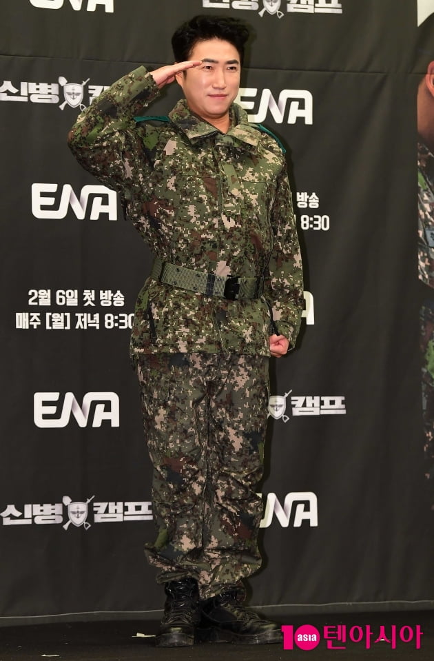 [TEN 포토] 장동민 '신병캠프 중대장은 나야'