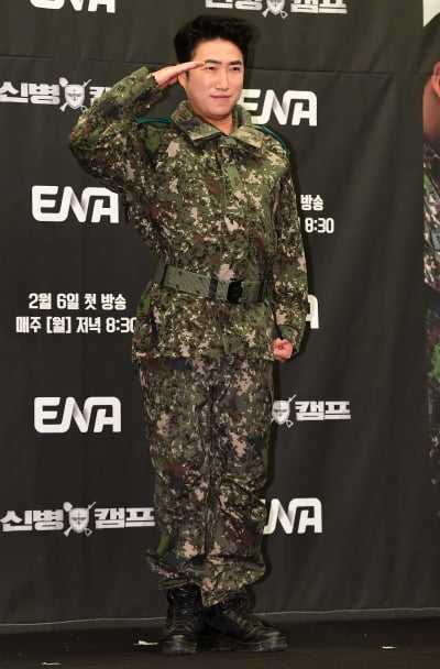 [TEN 포토] 장동민 '신병캠프 중대장은 나야'