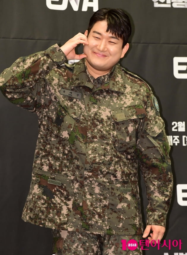 [TEN 포토] 남태우 '큐티 볼하트'