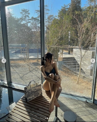 '박성광♥' 이솔이, 군살없는 수영복 자태...여배우급 미모