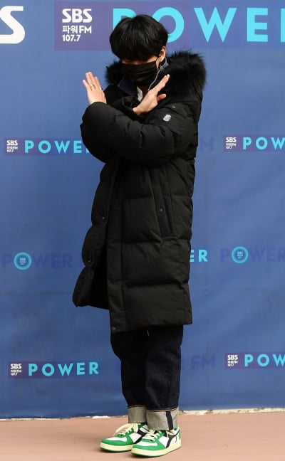 [TEN 포토] 이승윤 '한마리 새가 되어'
