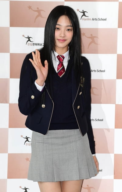 [TEN 포토] 뉴진스 민지 '청순한 미모'