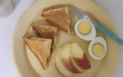 한영, '8살 연하' ♥박군과 결혼 잘했네…아침부터 외조 받는 아내