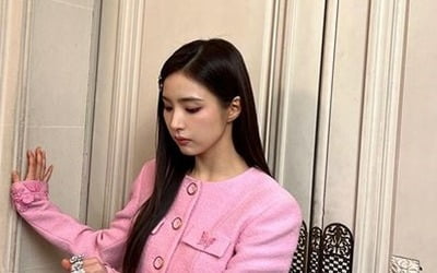 신세경, 보기만 해도 웃게 되는 미모…봄을 몰고 왔네
