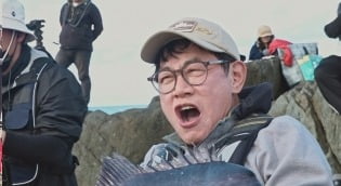 [종합] 이경규, 포텐 터졌다…이태곤 라이벌로 우뚝 "일본하고 잘 맞다"('도시어부4')