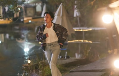 전도연, "혼자 좋아했다"던 정경호의 ♥ 각성에 애틋 재회 "로맨스 변환점"('일타 스캔들')