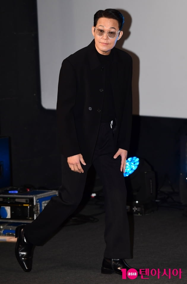 [TEN 포토] 박성웅 '완벽한 수트핏'