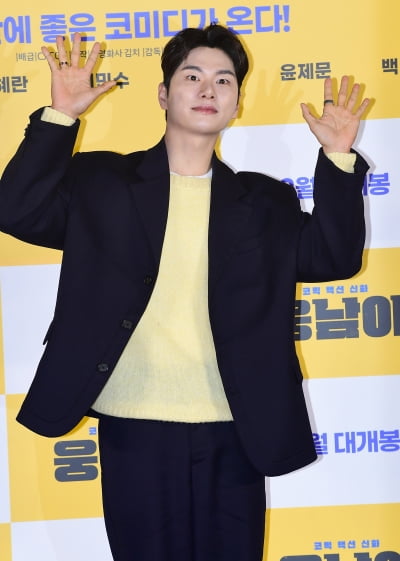 [TEN 포토] 이이경 '남친룩의 정석'