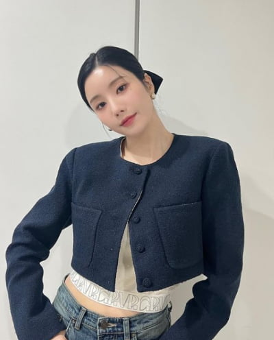 연예계 역대급 소두의 등장…'아이즈원 출신' 권은비, 청순美