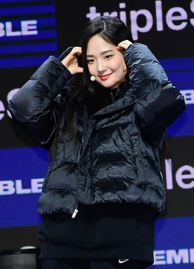 [TEN 포토] 트리플에스 윤서연 '사랑스러운 하트'