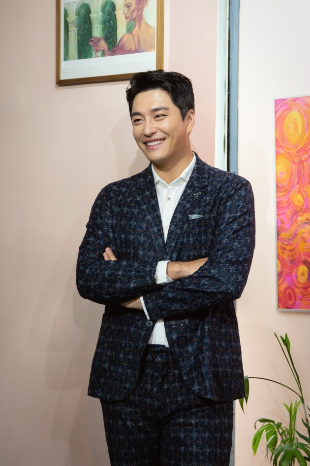 뮤지컬 배우 민우혁 /사진 = 에이콤