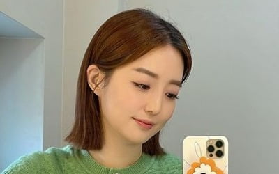 '오상진♥' 김소영, 뉴진스 헤어스타일 따라잡기 "습관적으로 귀 뒤로"