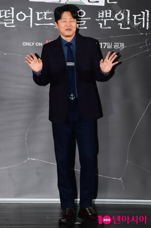 [TEN 포토] 김희원 '말보다 행동으로 보여준 연기'