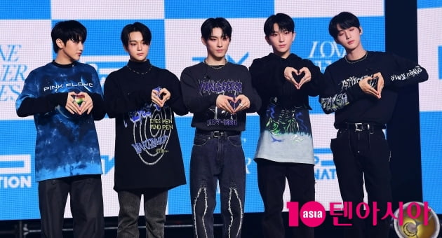 [TEN 포토] TNX '사랑을 얻는 사람들에게 들려주고 싶다'
