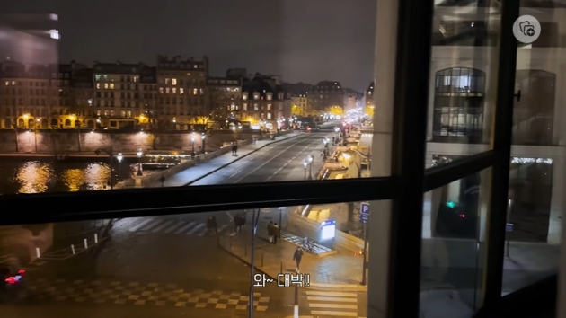 블랙핑크 지수, 야경 끝내주는 파리 호텔 공개 "반신욕 좋아해 욕조 중요"