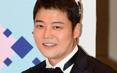 전현무, '2년 연속 대상' 노린 무리수…파친놈과 팜유의 '평행 이론'[TEN피플]