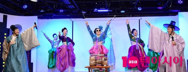 [TEN 포토] 아리아라리 '우리의 소리'