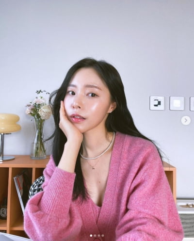 '박성광♥' 이솔이, 나에게 주는 선물...핑크빛 미모