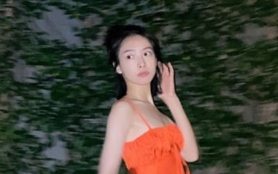 빅토리아, 성숙美 가득 비주얼…한국 떠난 후 근황
