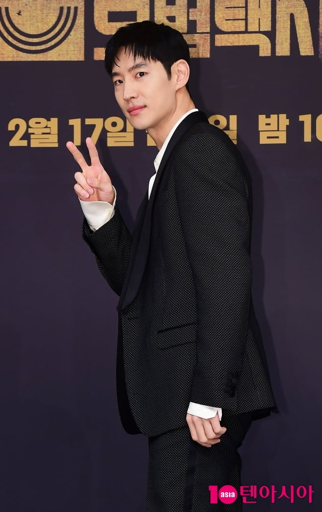  [TEN피플] 이제훈 "마지막 상의 탈의"…혼신의 힘 갈아넣은 '모범택시2' 흥행 이끄나