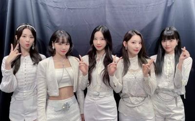 르세라핌, '써클차트 뮤직 어워즈 2022' 2관왕