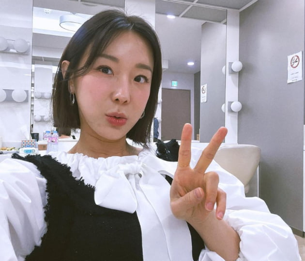'문재완♥' 이지혜, 前흡연자의 고백 "또 금연마크가"