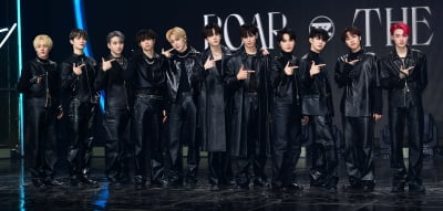 [TEN 포토] 더보이즈 '타이틀곡 '로어'로 컴백'