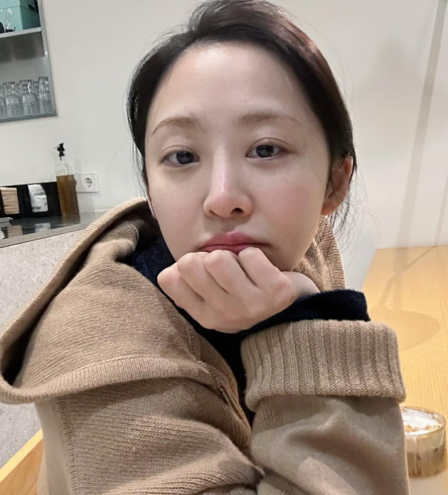 씨스타 막내 출신 다솜, 민낯이 예쁜 연예인 등극…노메이크업이 잘 어울려