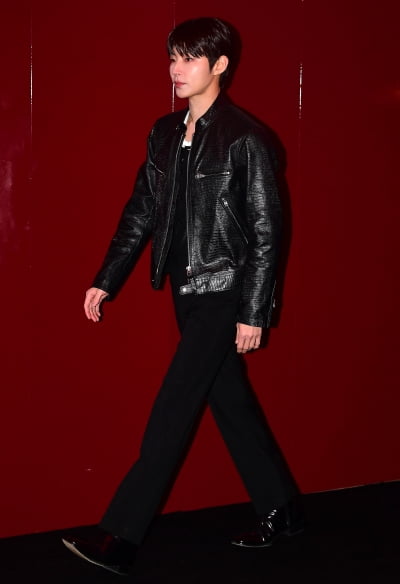 [TEN 포토] 황인엽 '마초남의 매력'