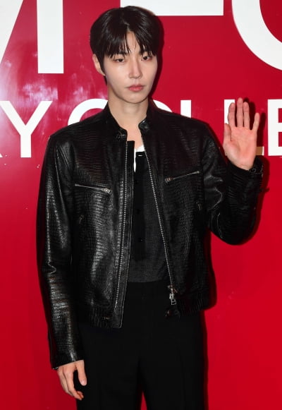 [TEN 포토] 황인엽 '날렵한 턱선'