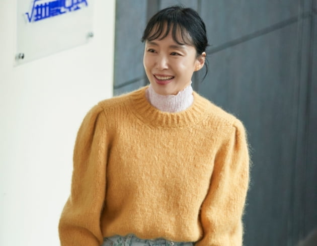 전도연, 소름 돋는 신재하 실체 마주했다…불편한 기운('일타스캔들')