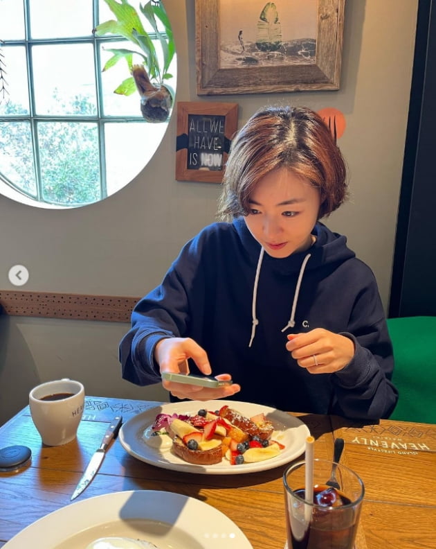 이연희, ♥남편과 행복한 일상?...진지한 모습도 청순해