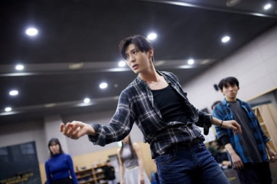 빅스(VIXX) 레오, 뮤지컬 '웨스트 사이드 스토리' 막공 성료