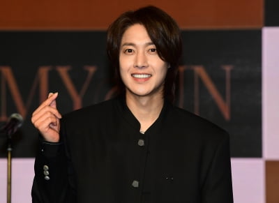 [TEN 포토] 김현중 '정규 3집 앨범 'MY SUN' 발매'