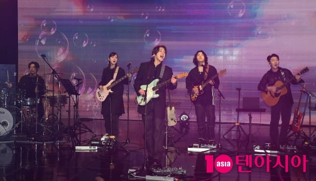 [TEN 포토] 김현중 '감미로운 보이스'