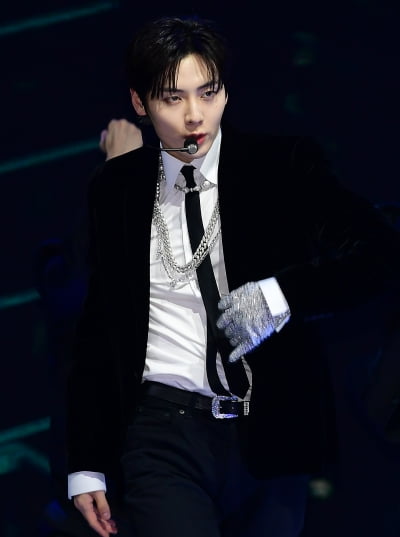 [TEN 포토] 황민현 '즐겁고 건강하게 마무리가 목표'