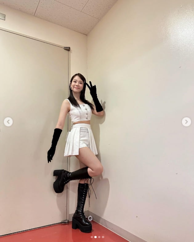 카라 한승연, 동안 30대 귀엽게 브이~...팬미팅은 즐거워