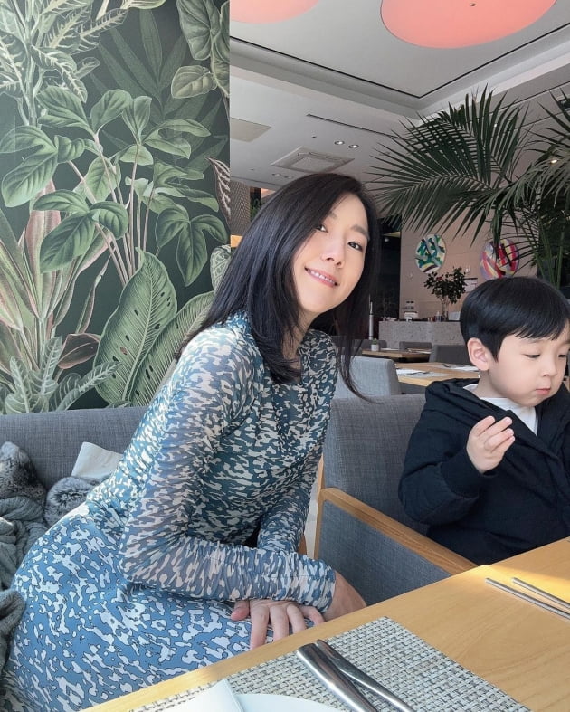 '이필모♥' 서수연, 찐 '애엄마' 돼가는 중…"얼굴 말고 정신이 어린이 되는 중"