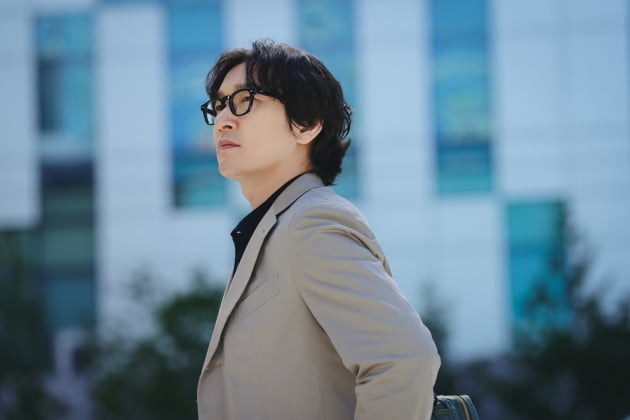 "조승우, 반가웠지만 부담스러운 미션"('신성한 이혼')