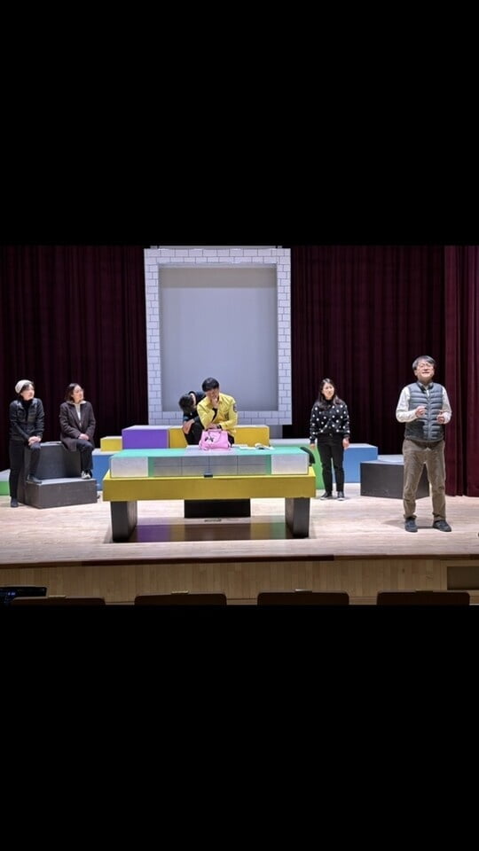 김민교, 2015년 주연작 '택시 드리벌' 연출 맡았다…극단 고삐와 콜라보