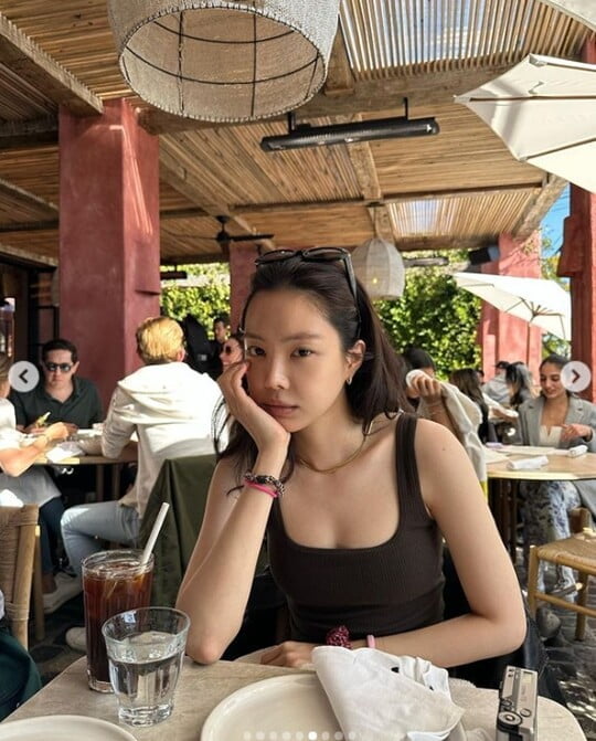 (사진=손나은 SNS)