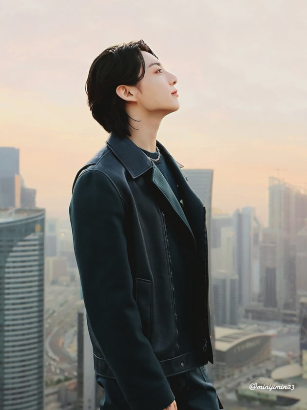 방탄소년단 정국 '美빌보드' 차트 'Dreamers' 13주→'Left and Right' 34주 진입...롱런 히트 질주ing